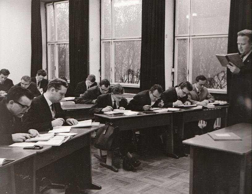 Quelle: Rechte einholen Abendschule